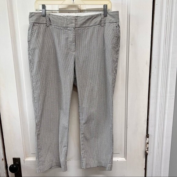 tommy hilfiger women's 10 navy pin stripe capri capris seer sucker - Picture 1 of 6